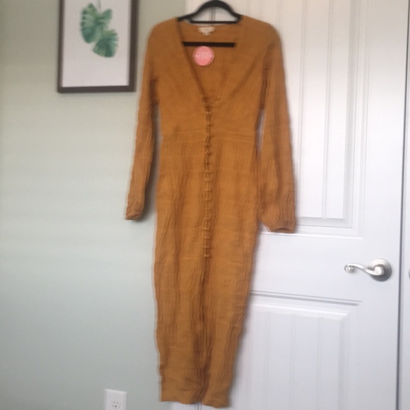 Vici Marigold Midi Dress - Picture 4 of 4